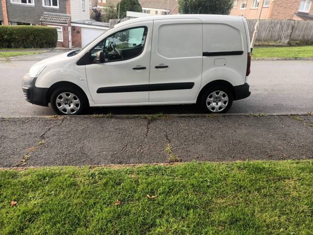 2018 Peugeot Partner 850 1.6 BlueHDi 100 Professional Van [non SS]