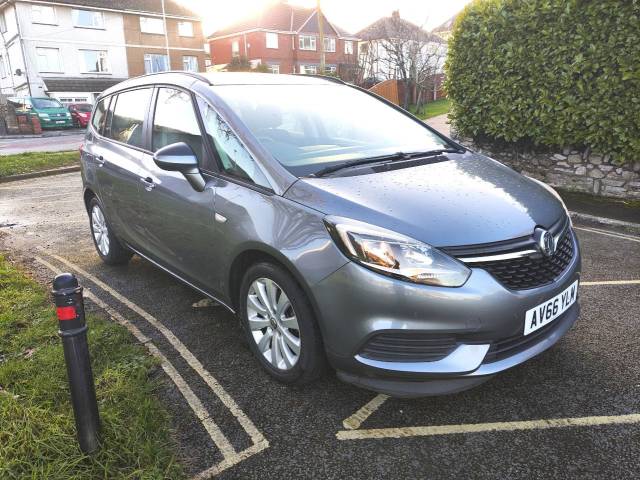 2017 Vauxhall Zafira 1.4T Design 5dr Auto