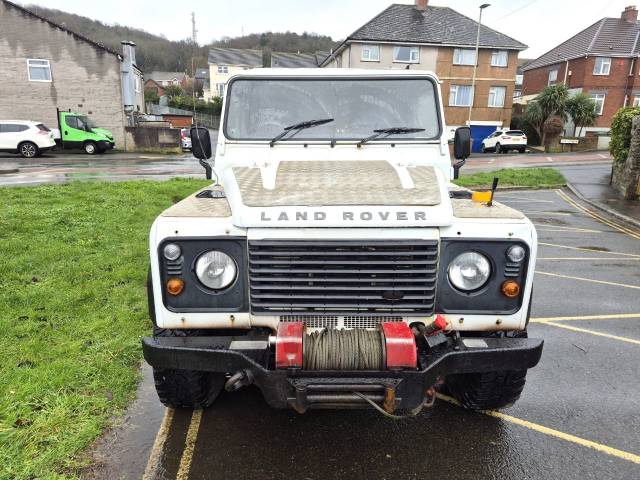 2013 Land Rover Defender Hard Top TDCi [2.2]