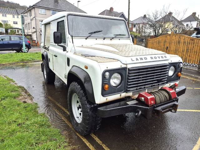 2013 Land Rover Defender Hard Top TDCi [2.2]