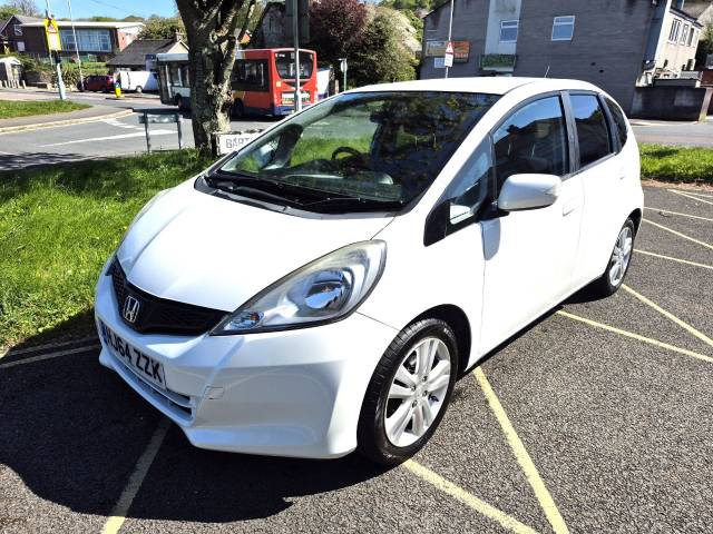 Honda Jazz 1.4 i-VTEC ES Plus 5dr CVT Hatchback Petrol White