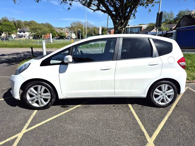 2014 Honda Jazz 1.4 i-VTEC ES Plus 5dr CVT