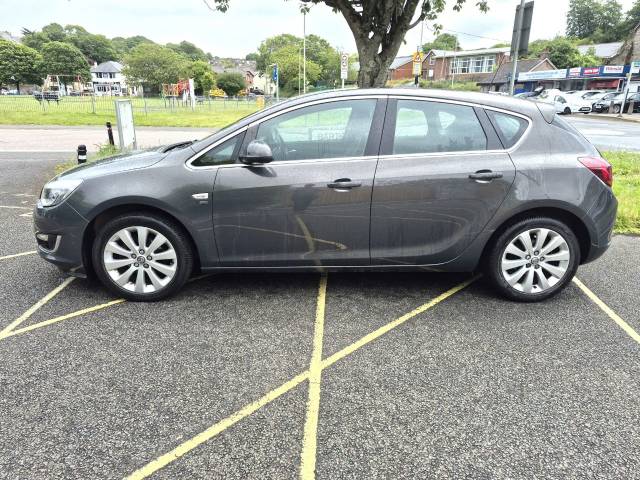 2013 Vauxhall Astra 1.4T 16V SE 5dr