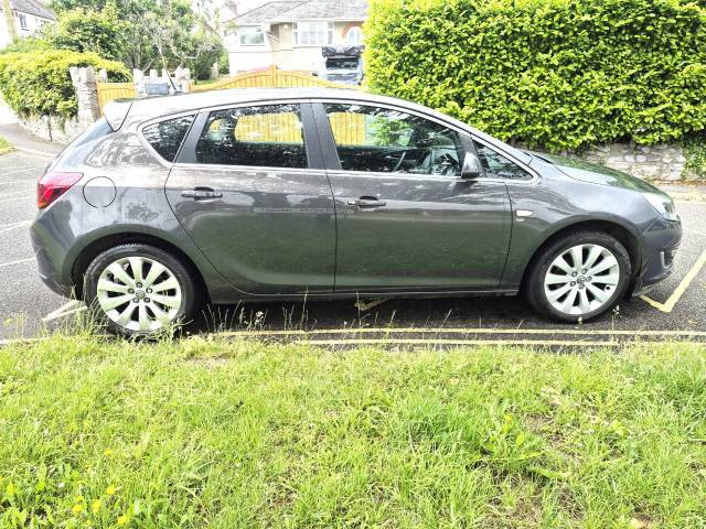 2013 Vauxhall Astra 1.4T 16V SE 5dr