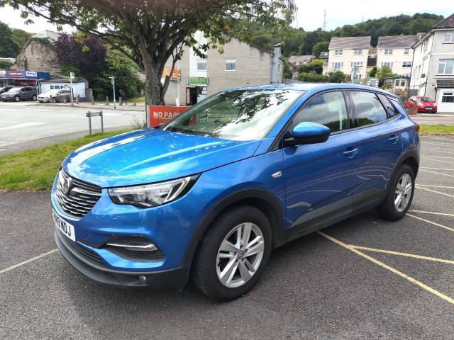 Vauxhall Grandland X 1.2 Turbo SE 5dr Hatchback Petrol Blue