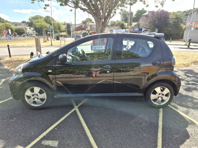 2011 Toyota Aygo 1.0 VVT-i Black 5dr [AC] MMT [2010]
