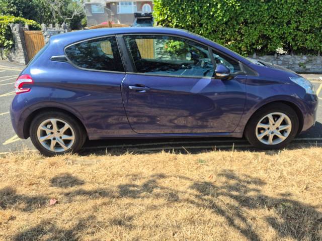 2014 Peugeot 208 1.2 VTi Active 3dr