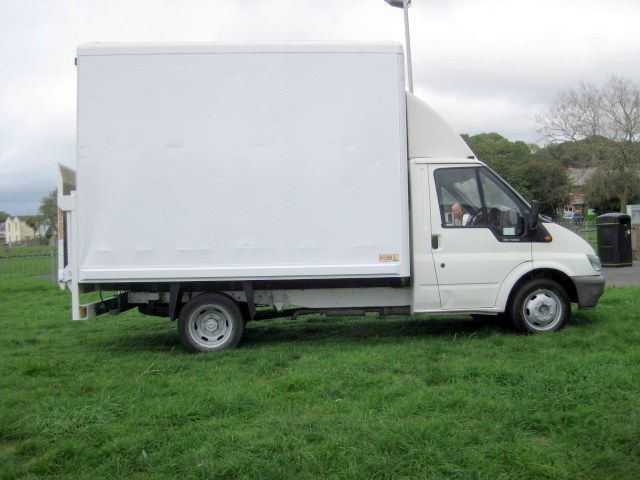 Ford Transit 2.4 TRANSIT 350 MWB TD Van Diesel White